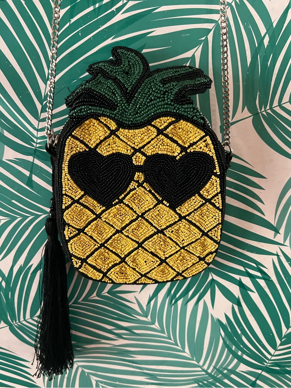 Circus by Sam Edelman Velma Beaded Pineapple Crossbody Bag in Yellow 🖤 sunglasse
